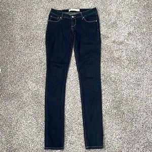 Abercrombie & Fitch women’s skinny Jean